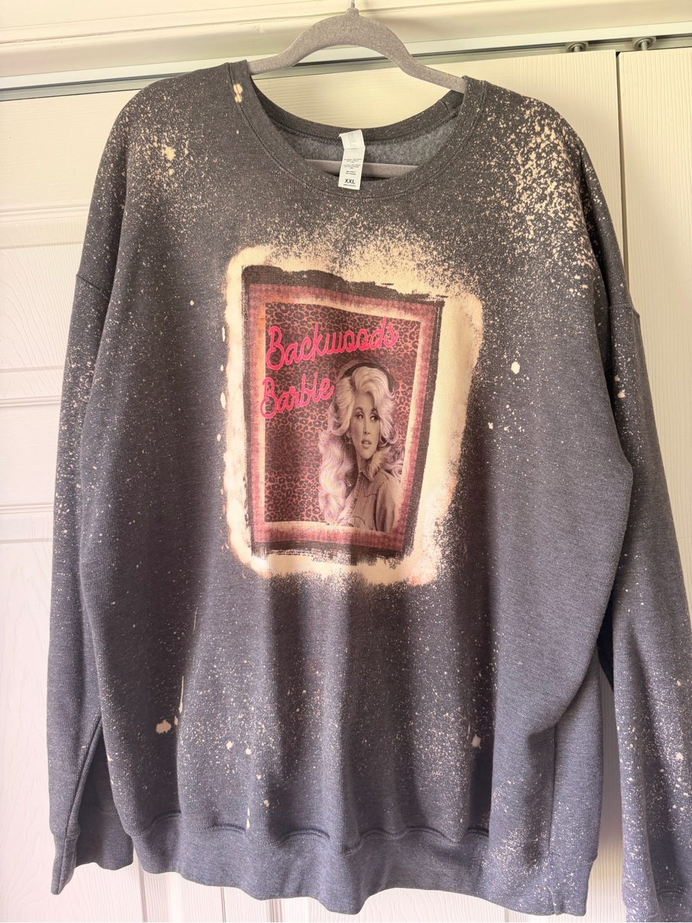 Graphic Sweatshirt - Charcoal Pink